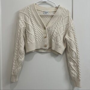 Aritzia Cream Cropped Sweater